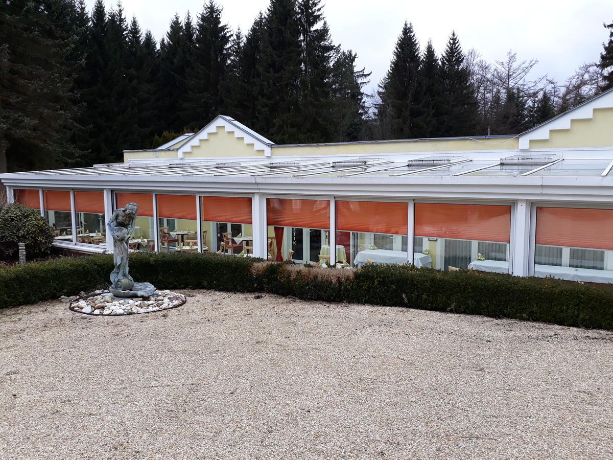 Hotel Quellenpark Bad Elster Zewnętrze zdjęcie